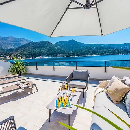Sea Queen I Villa
